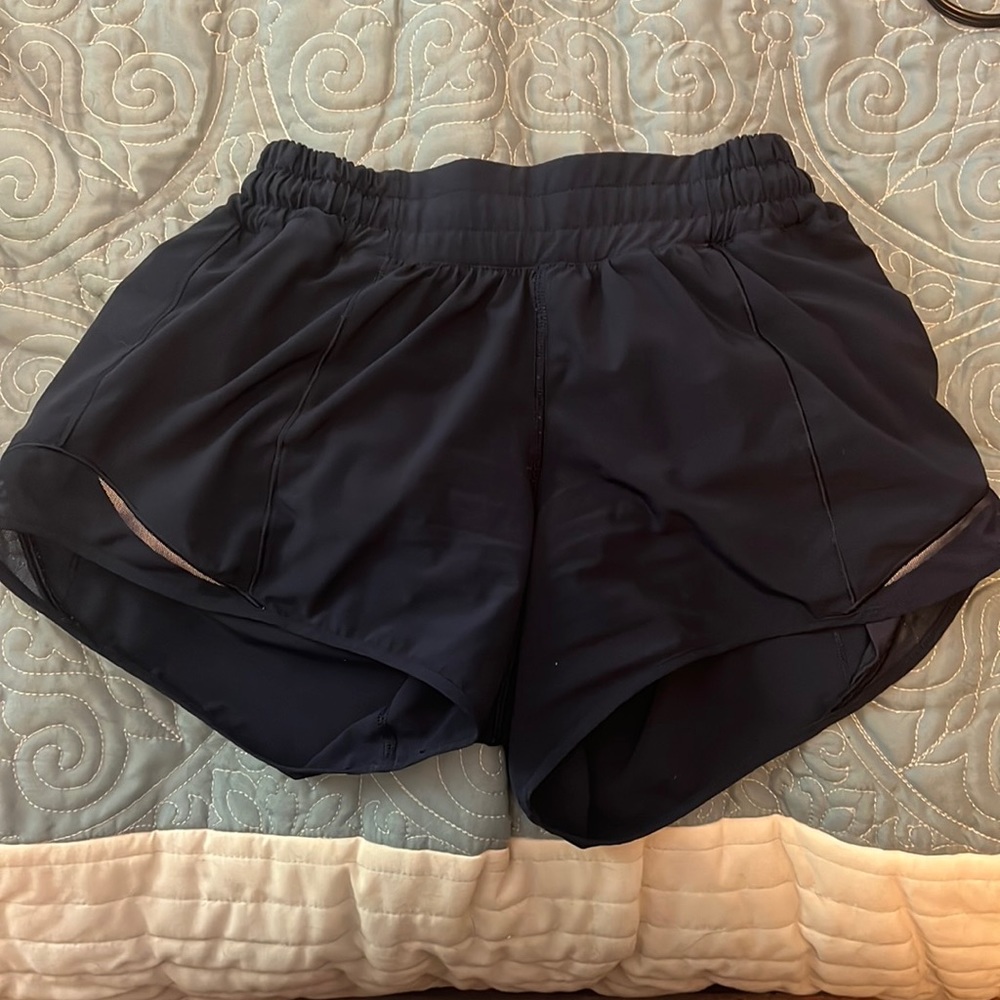 lulu 4in shorts